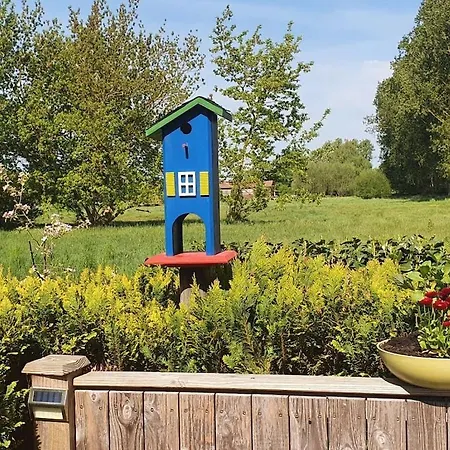 With 1 Bedroom *